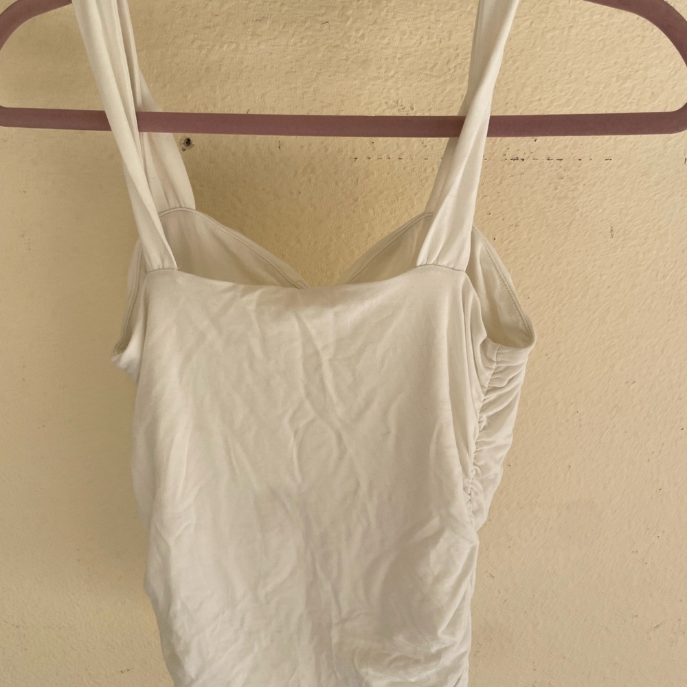 MAUVE white tank